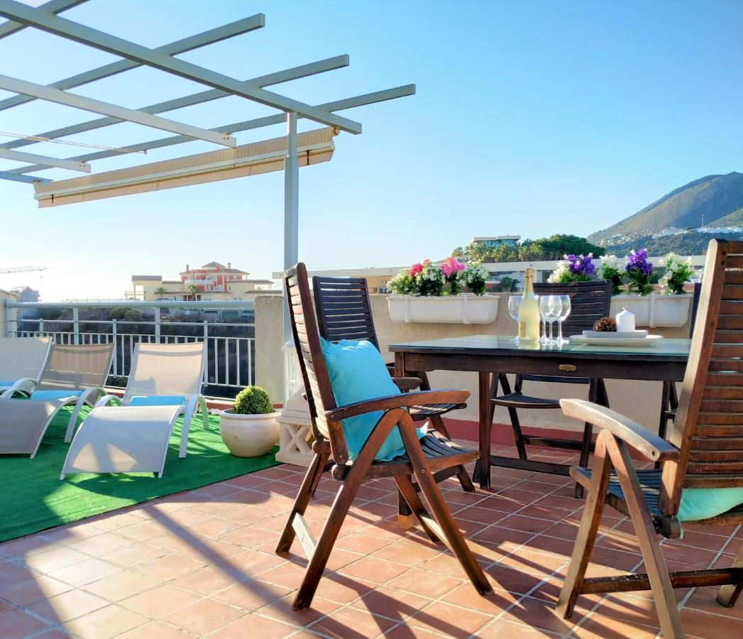 Pena Beach 3 Bedroom Duplex, Bbq, Pool, Sea Views, เบนัลมาเดนา ภายนอก รูปภาพ